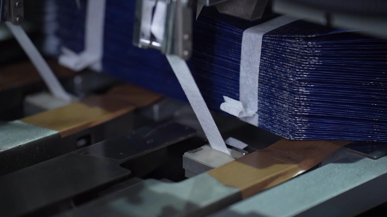 9 Automatic strapping 9 Flejado automático